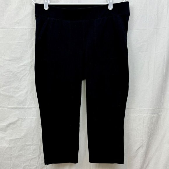 Torrid Capri Signature Waist Pocket Leggings Women +2 Black - Picture 1 of 5